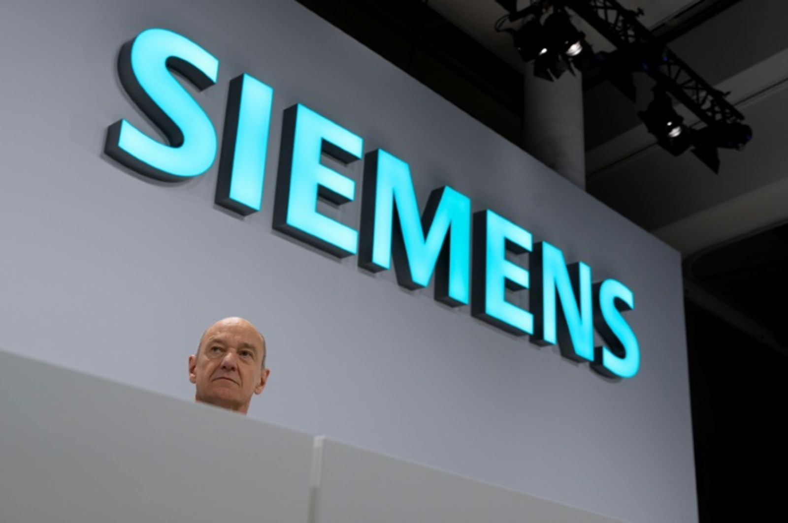 Siemens CEO Roland Busch said the German group was 'benefiting from the boom in artificial intelligence' (POOL)